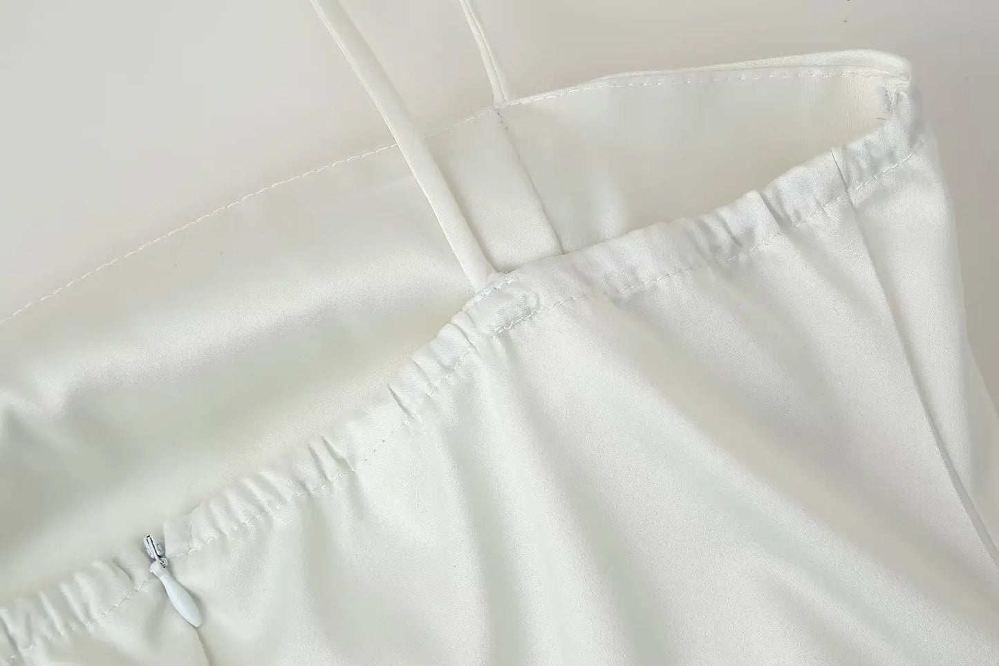 AISHA MAXI DRESS – WHITE